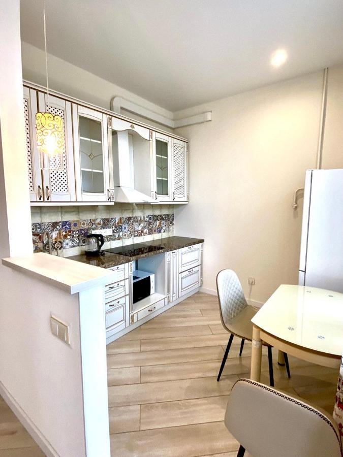 Проспект Пушкина 5, Днепр, Pushkin Avenue 5, Dnipro Dnyipropetrovszk Kültér fotó